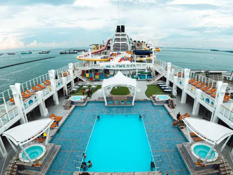 dream cruise singapore images